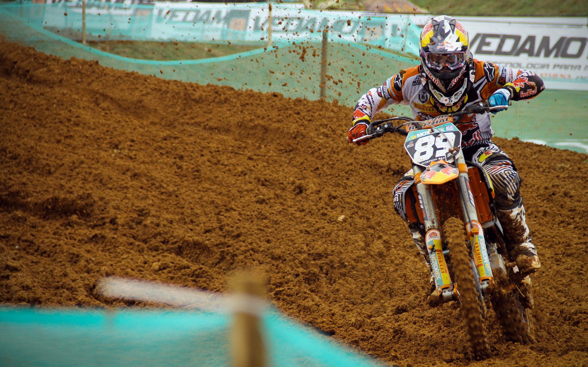 毕尔巴鄂竞技客场1-1战平塞维利亚，双方互有攻守，毕尔巴鄂竞技对阵比利亚雷亚尔